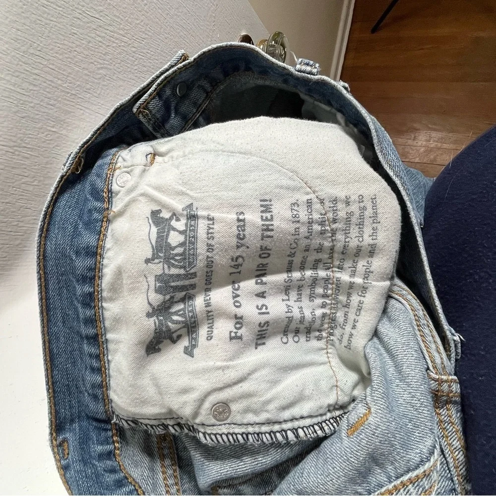 Levis this great